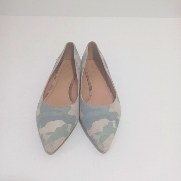 CASLON - Picture 1 of 1